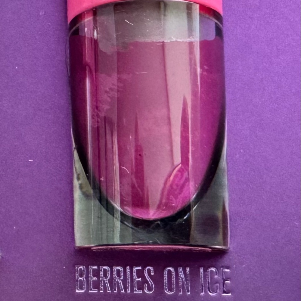 RARE NEW Mini Jeffree Star Liquid Lipstick - Berries on Ice - Picture 2 of 7
